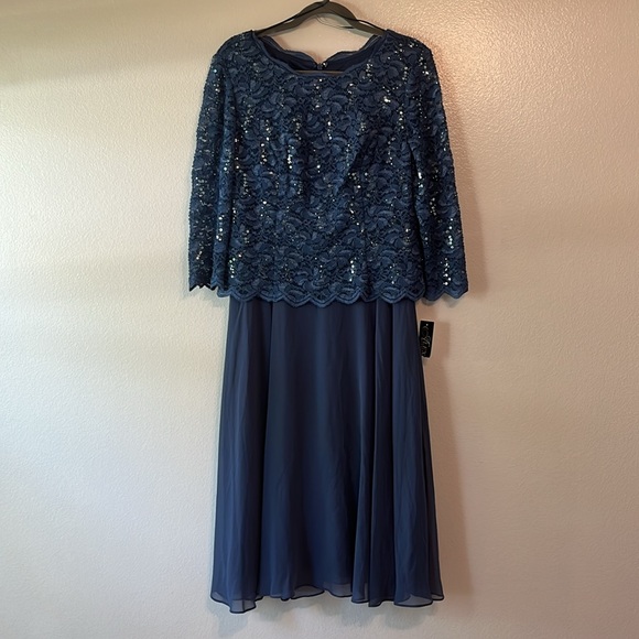 Alex Evenings: Faux Two-Piece Cocktail Dress (NWT) - Picture 6 of 11